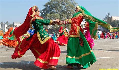 q10 giddha is the folk dance of which state